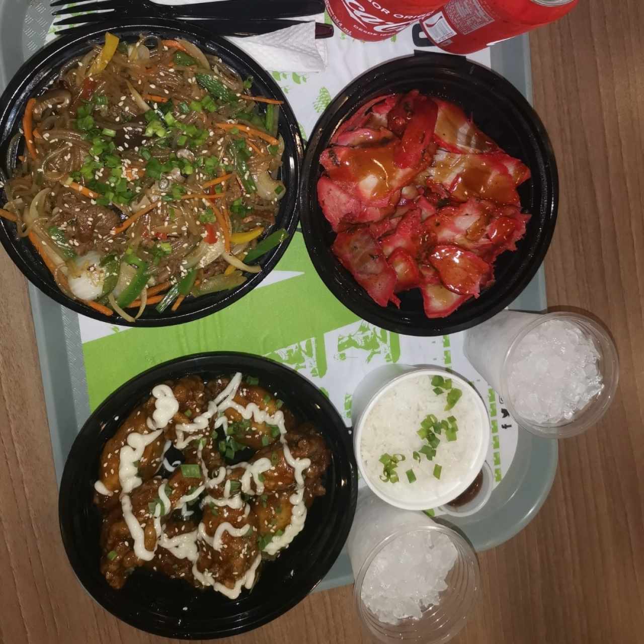 Combos - Japchae, puerco asado, korean wings y arroz de jazmín 