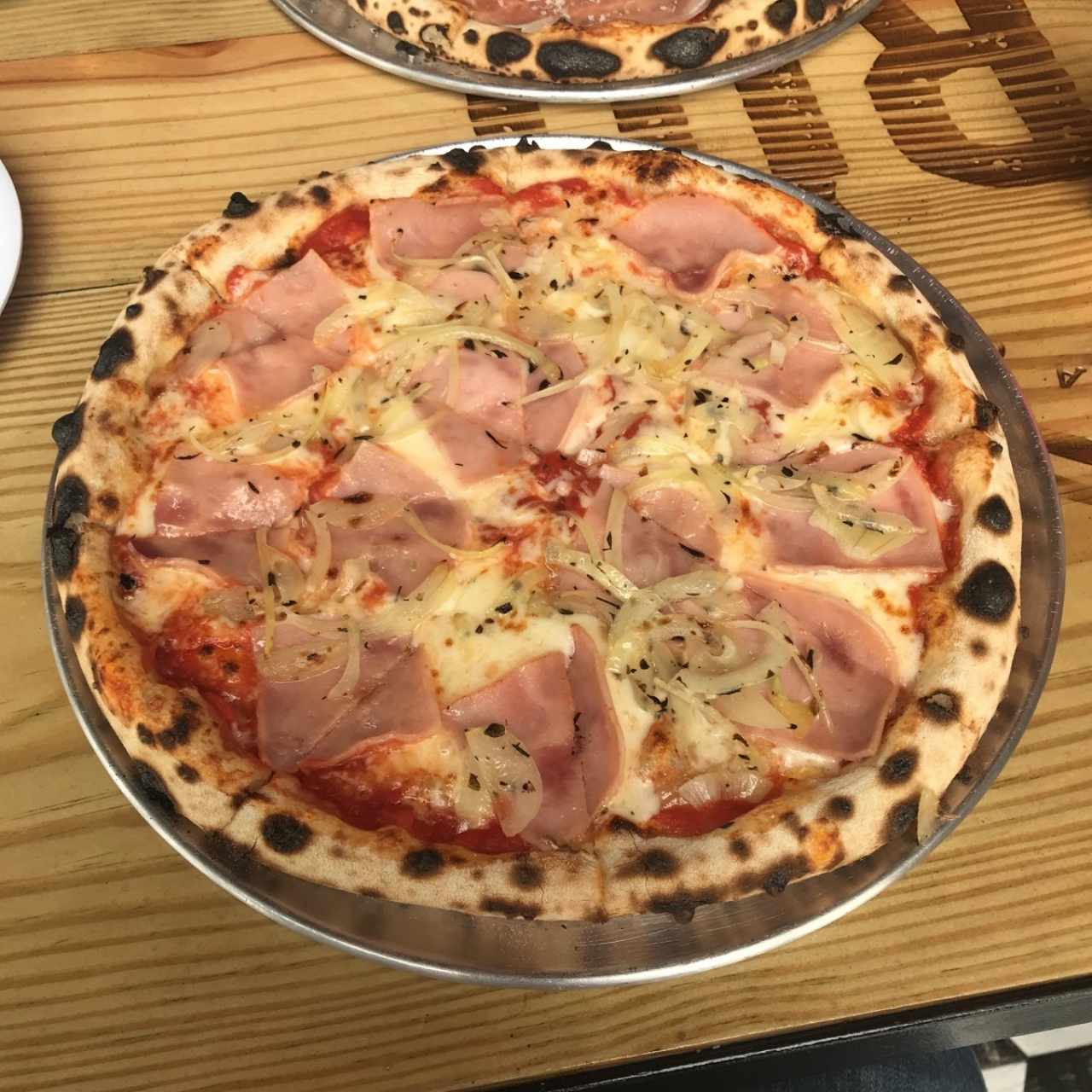 Pizza Jamon y Cebolla