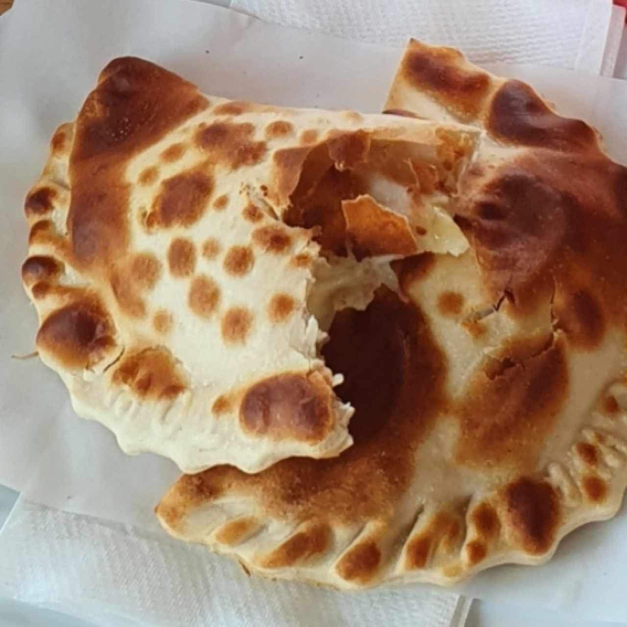 empanadas 4 quesos