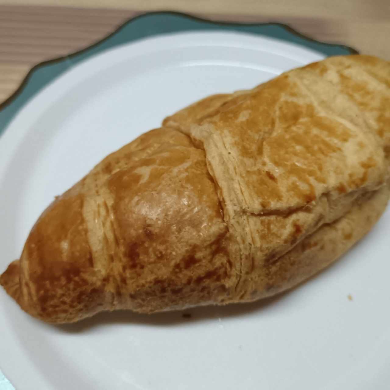 PASTELERÍA SALADA - Croissant de Mantequilla