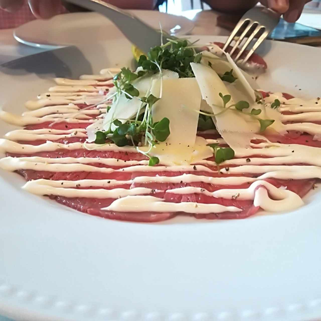 Carpaccio de res