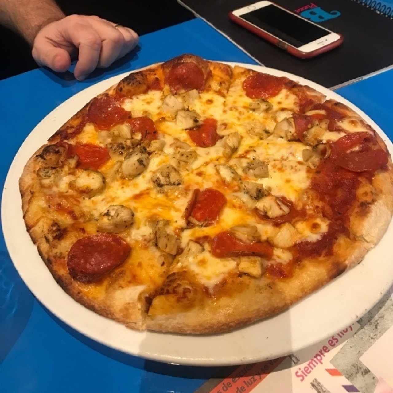 Pizza de Pollo con Pepperoni