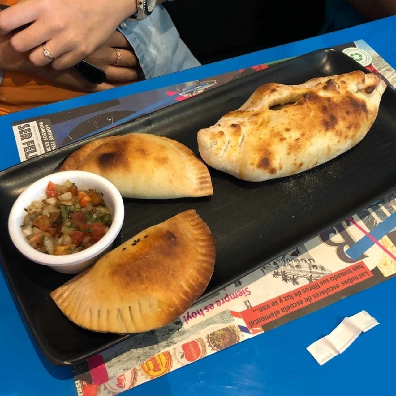 Lunch -calzone con hongos y queso + empanadas