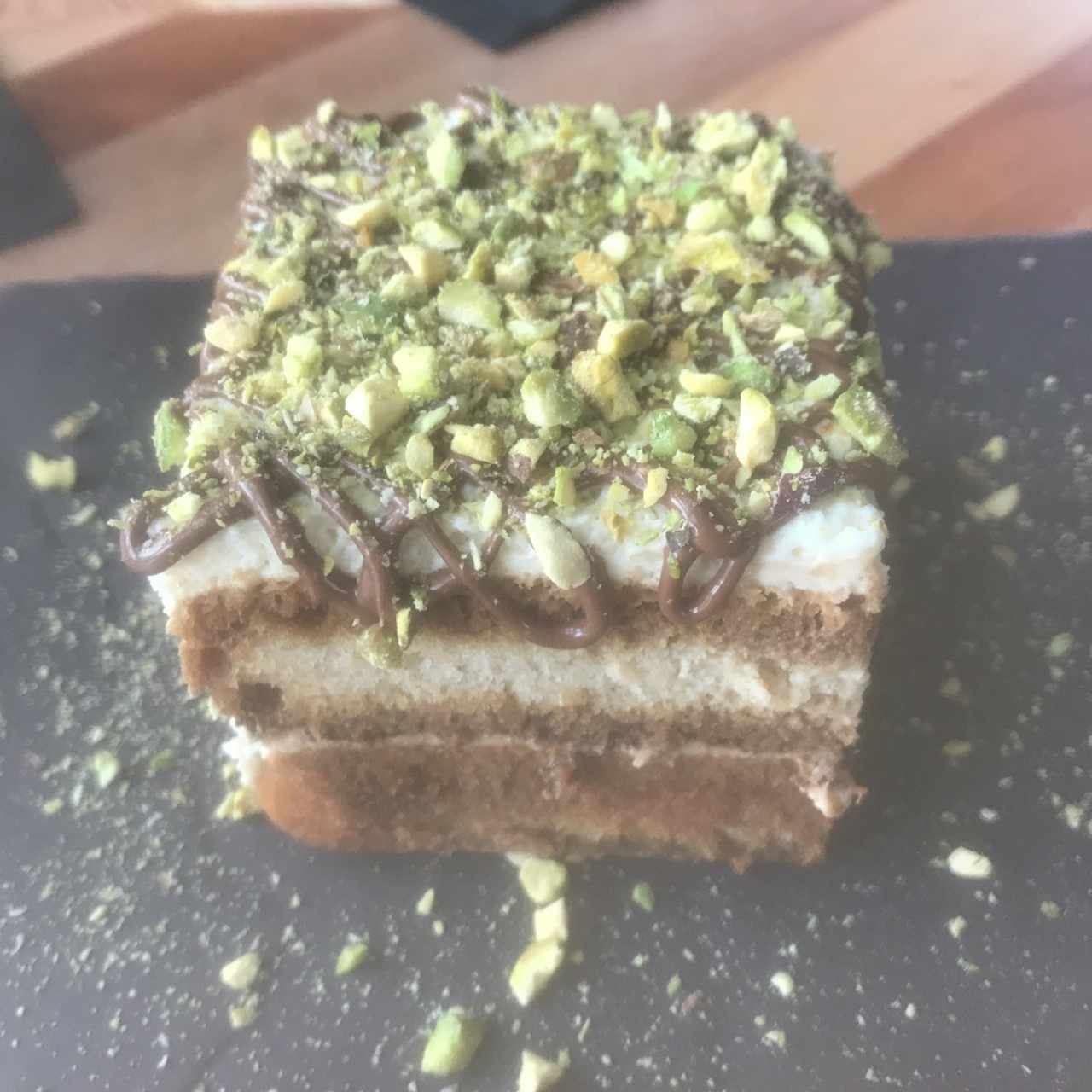 tiramisu con nutella y pistachos 