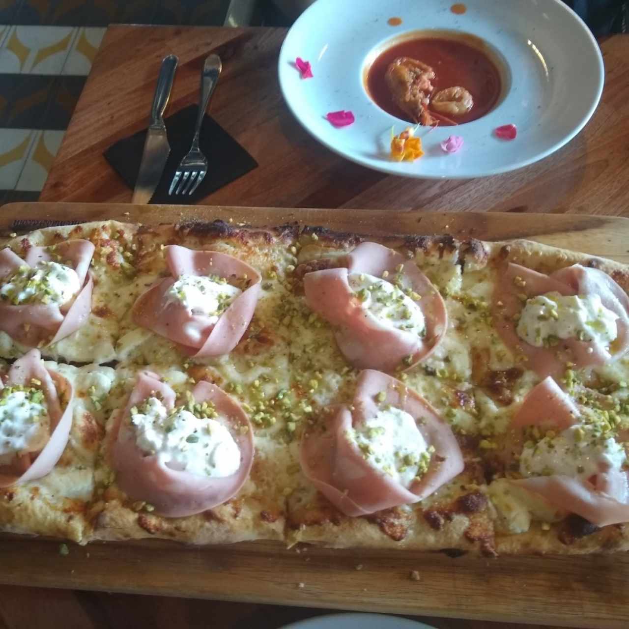 pizza Claudio y zuppa de zapallo