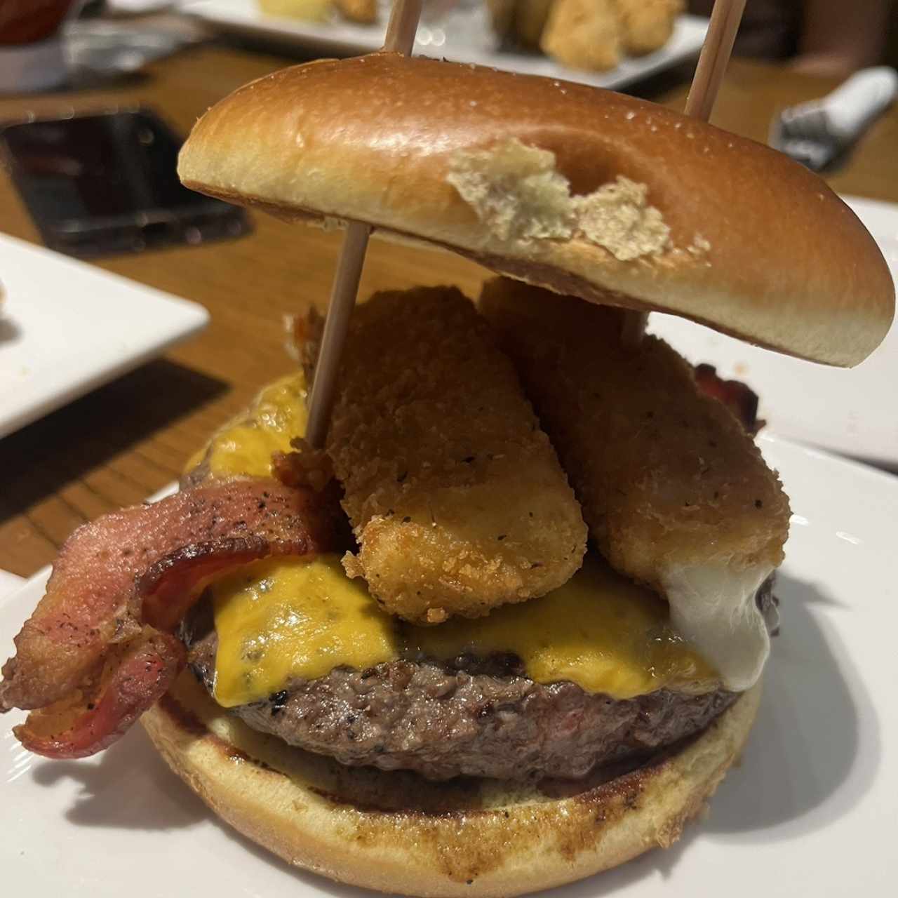 Burgers - CHEESY BACON CHEESEBURGER