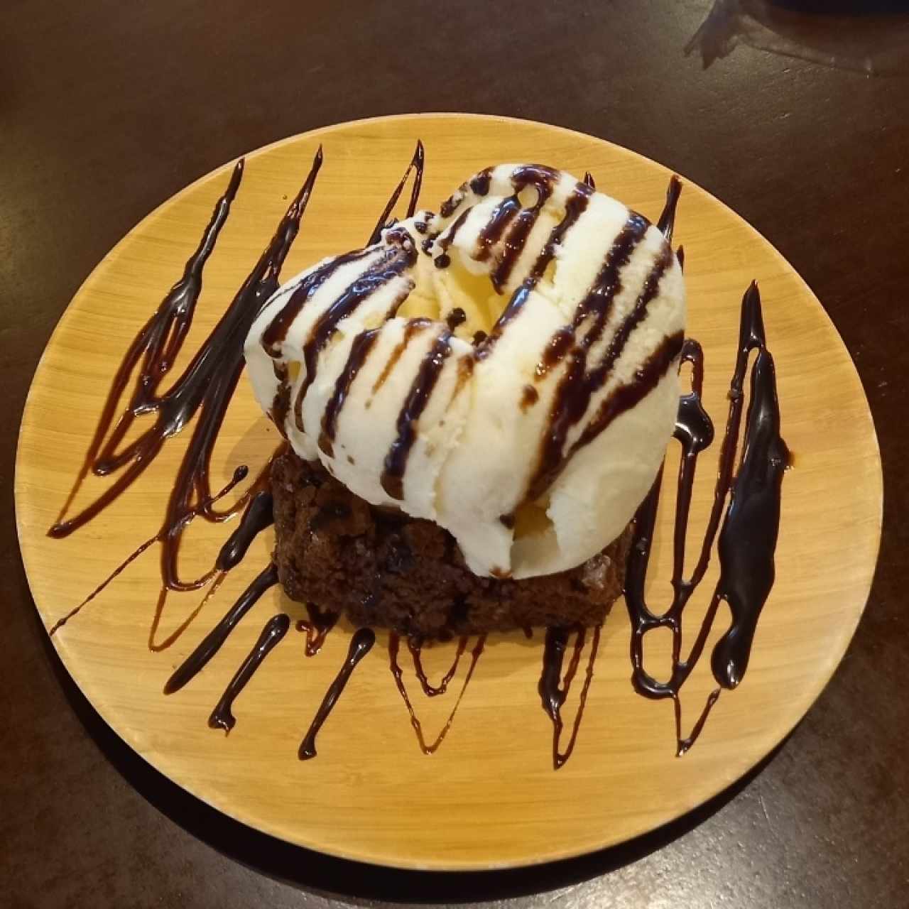 brownie con helado
