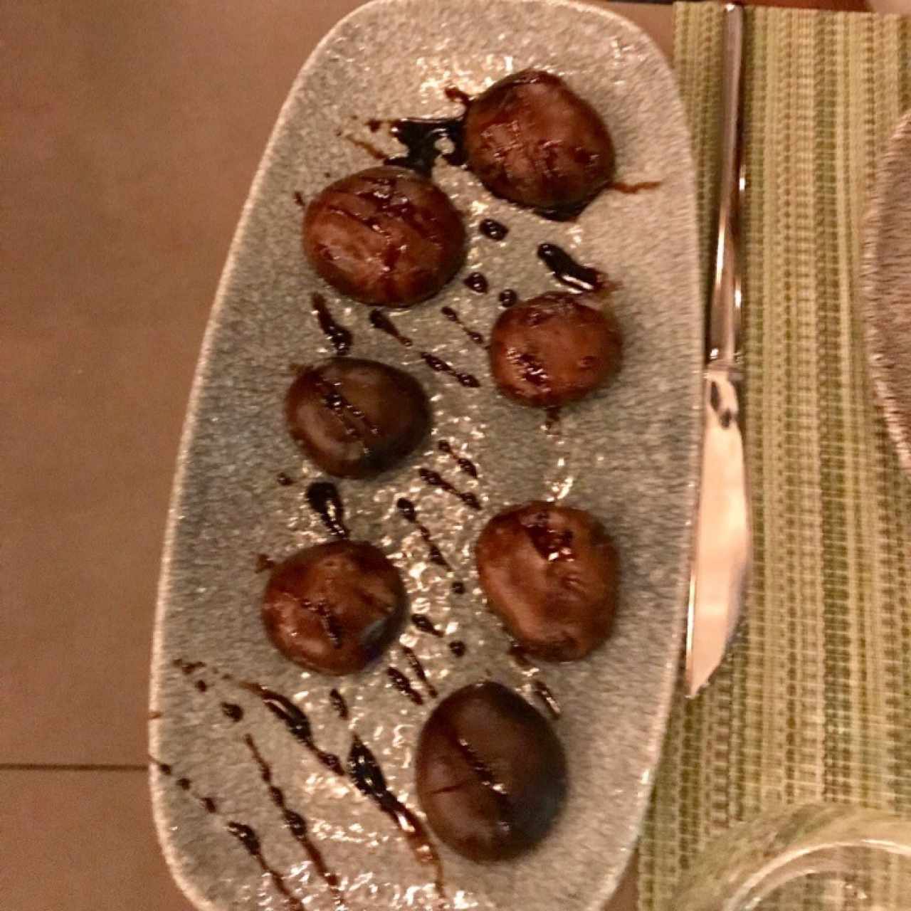 Champiñones al balsámico Sautéed mushromms with balsamic