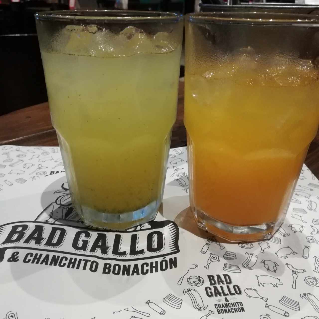 Bebida de Naranja con Hierbabuena y Maracuya