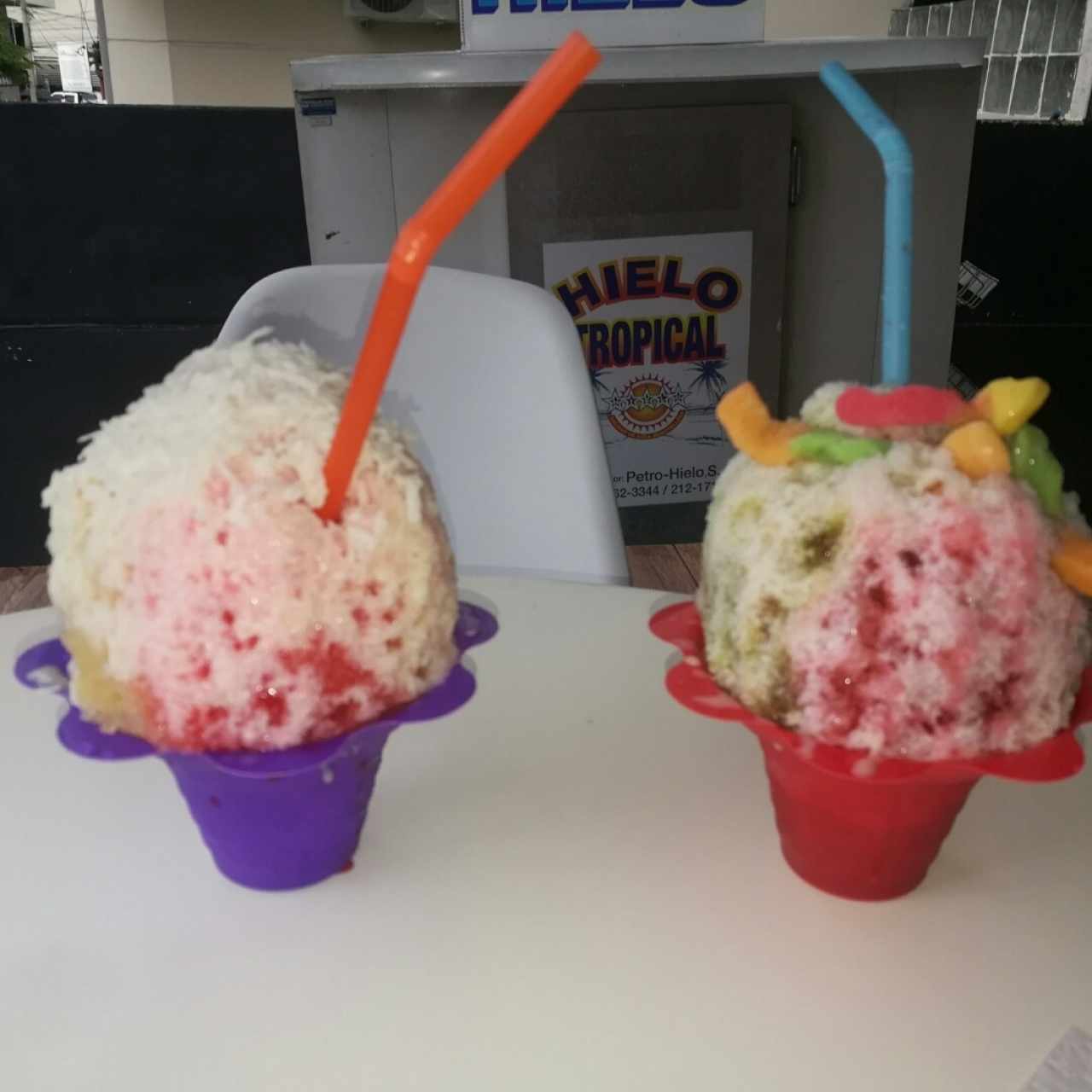 Raspado de tres sabores y dos toppings