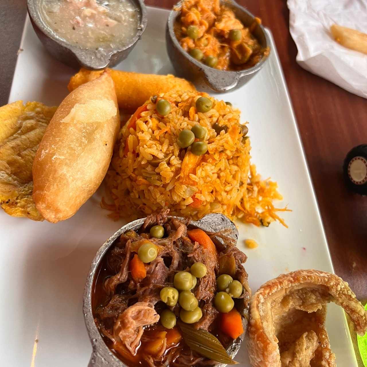 Almuerzo tipico panameño