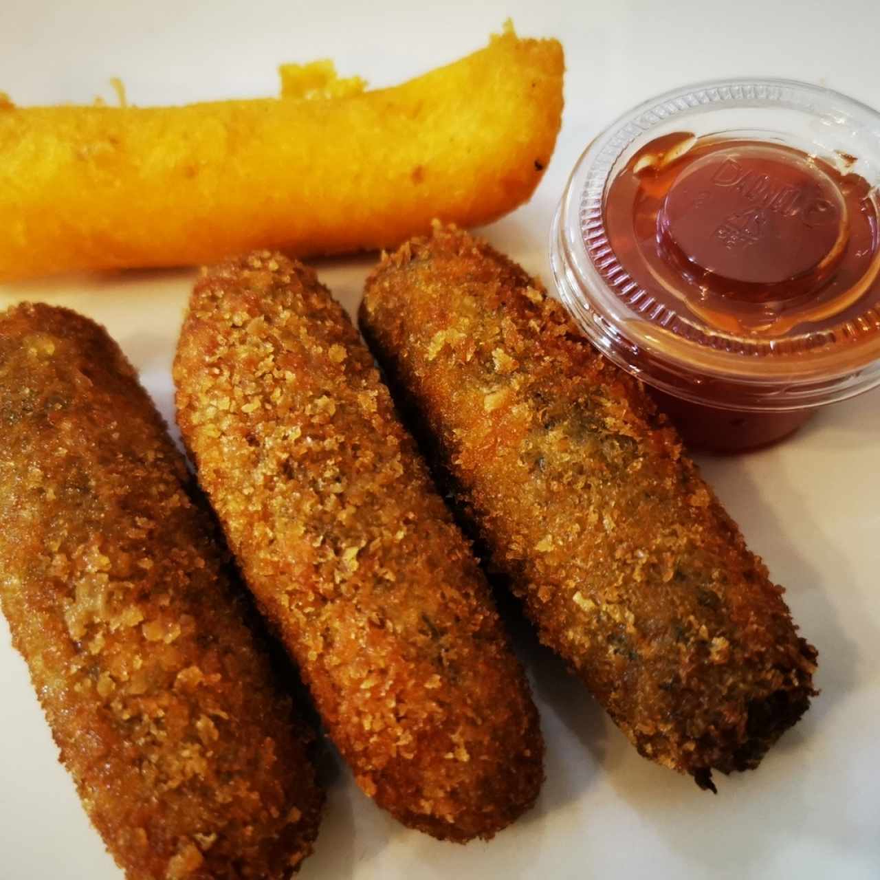 Croquetas de chorizo tableño con almojabanos