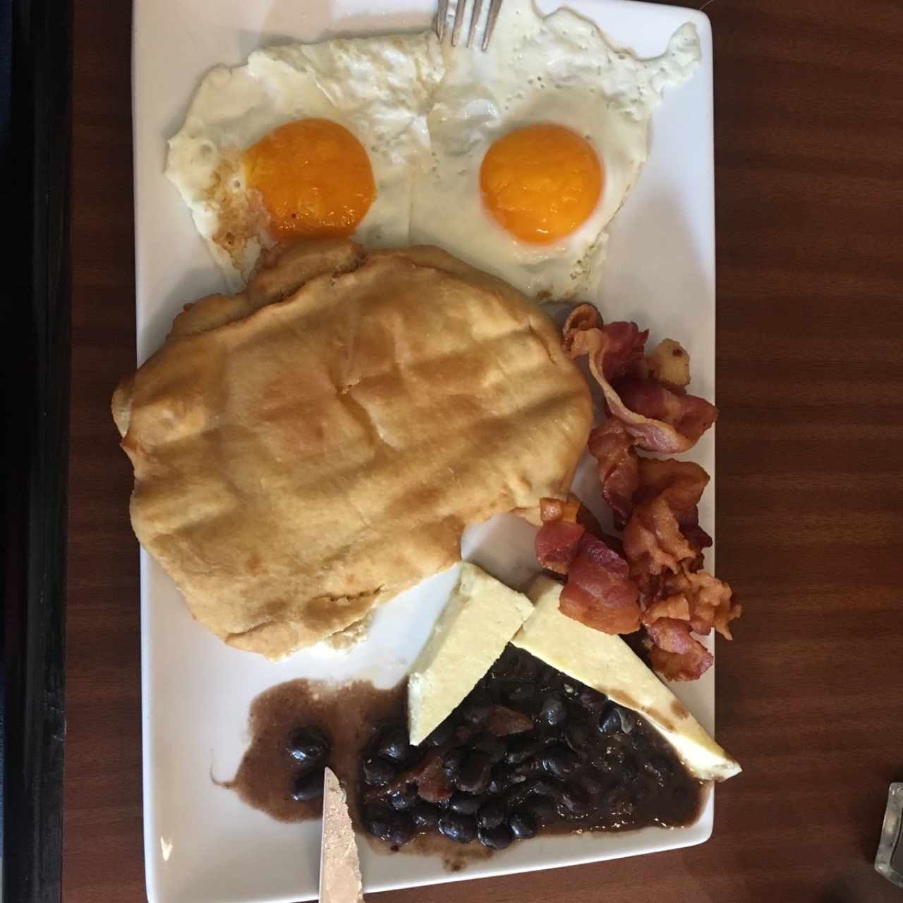 Desayuno tipico El trapiche