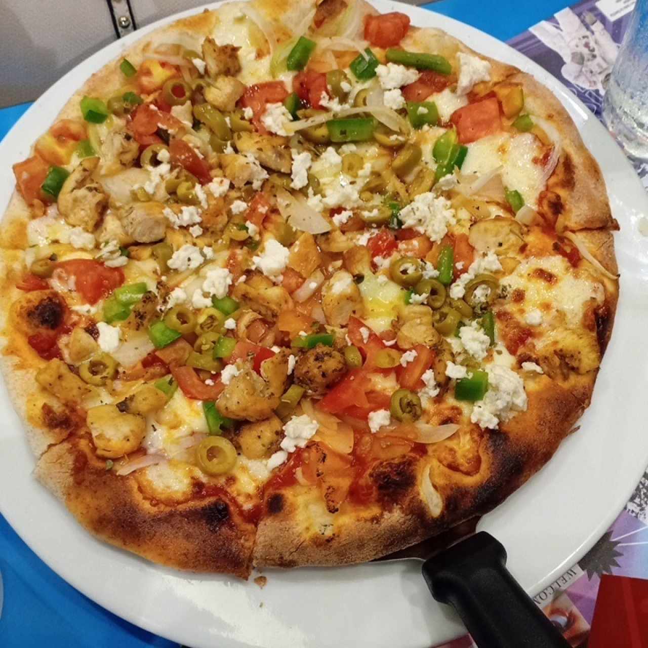 Pizza de pollo clásico 