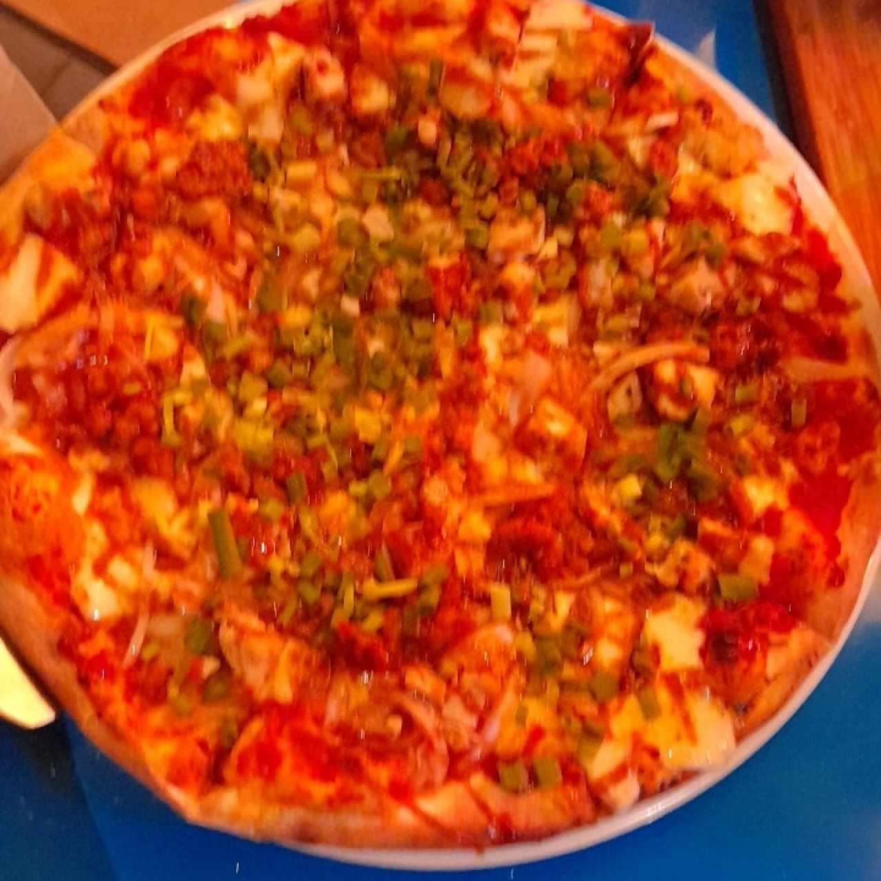 Pizzas Especiales - Pollo BBQ