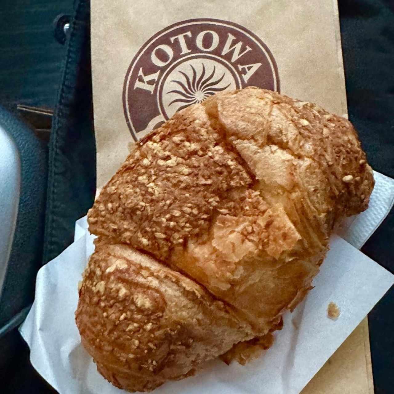 Croissant con Crema de Jamón y Queso