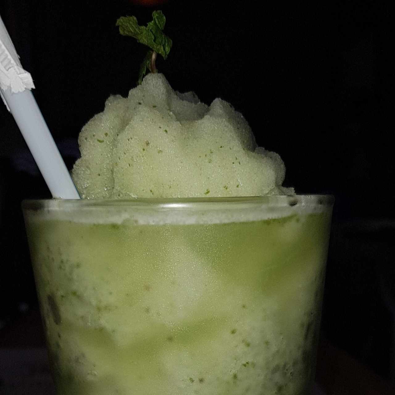 limonada frozen con hierbabuena 