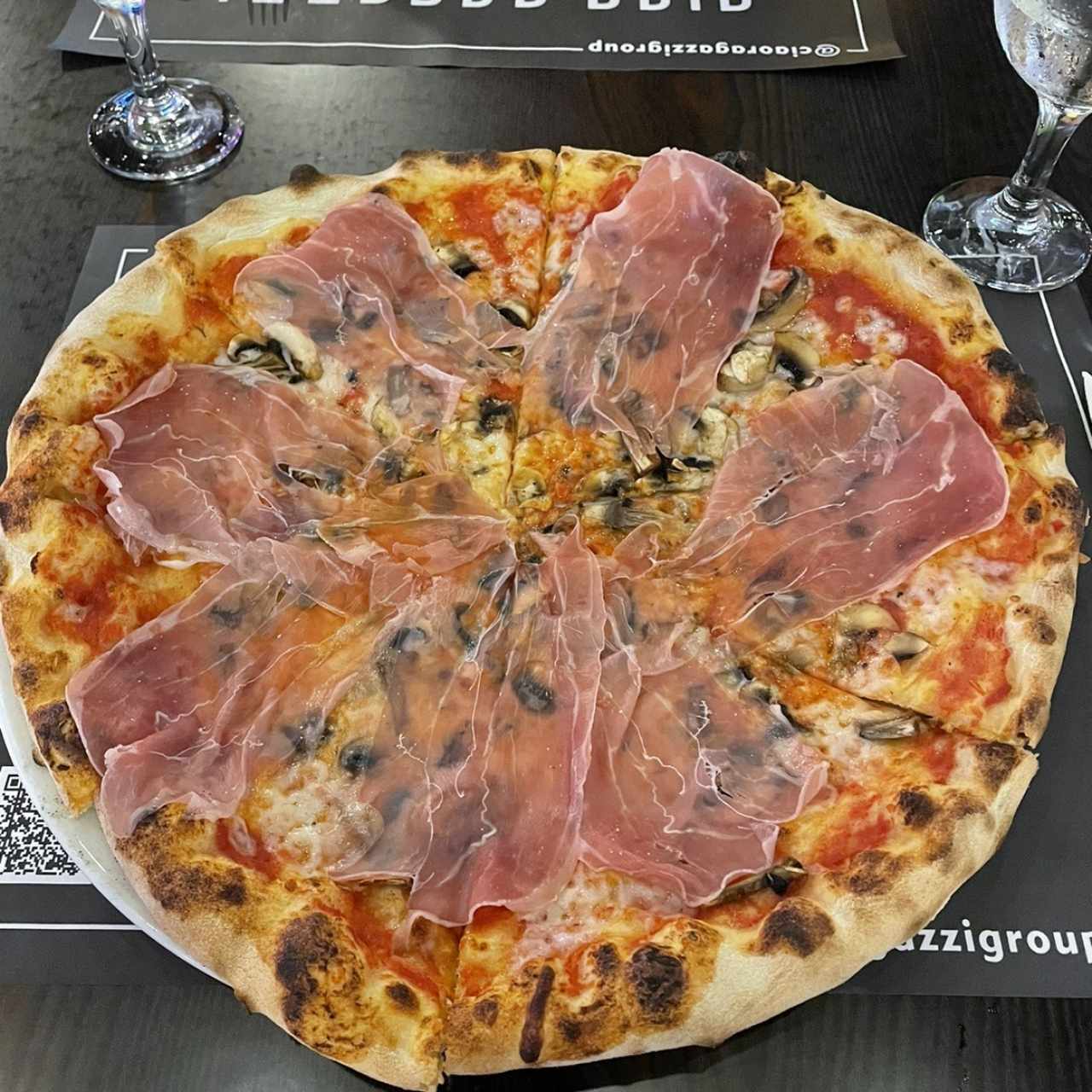 Pizza Gourmet - Alba con Prosciutto
