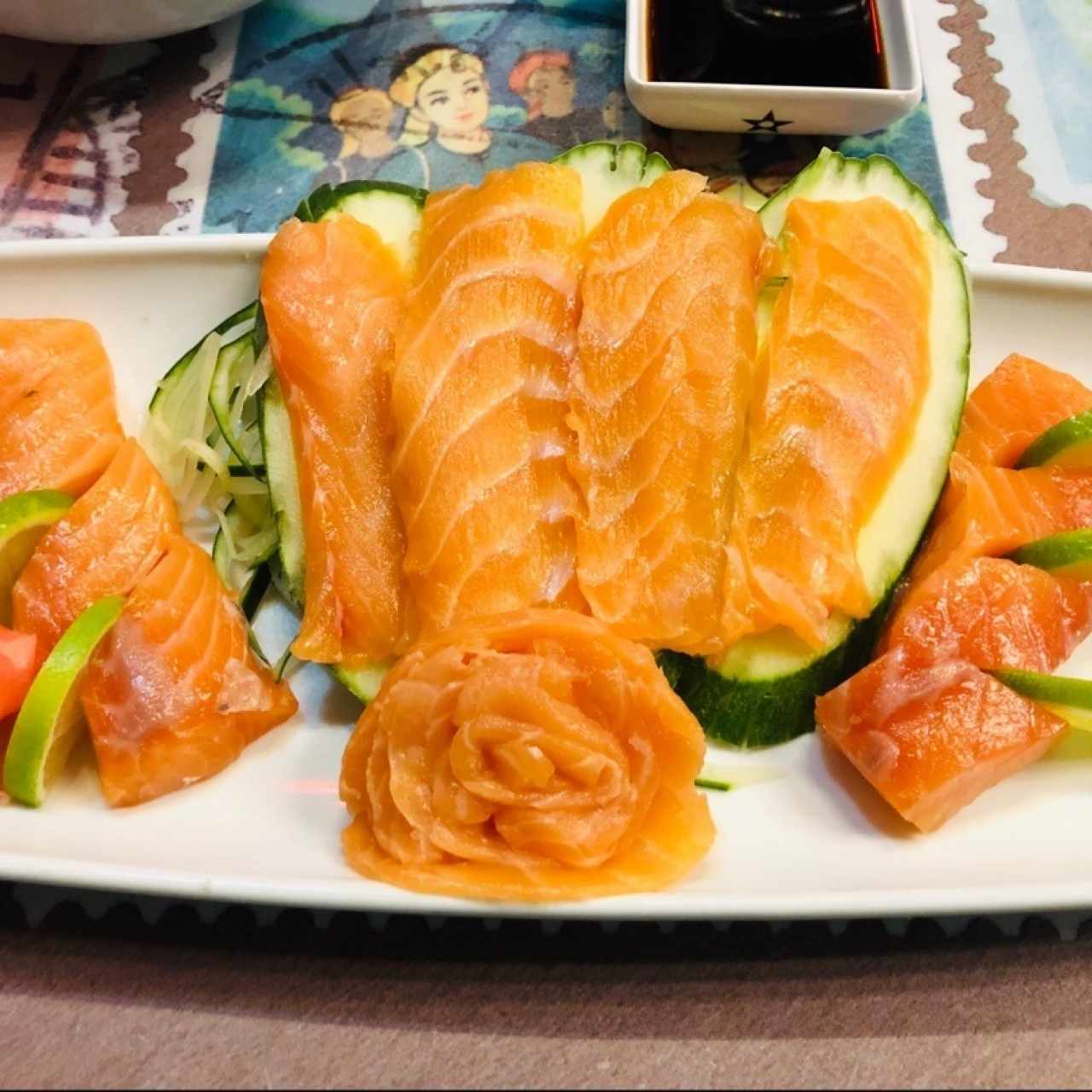 Deliciosos sashimis - Sashimi salmón fresco