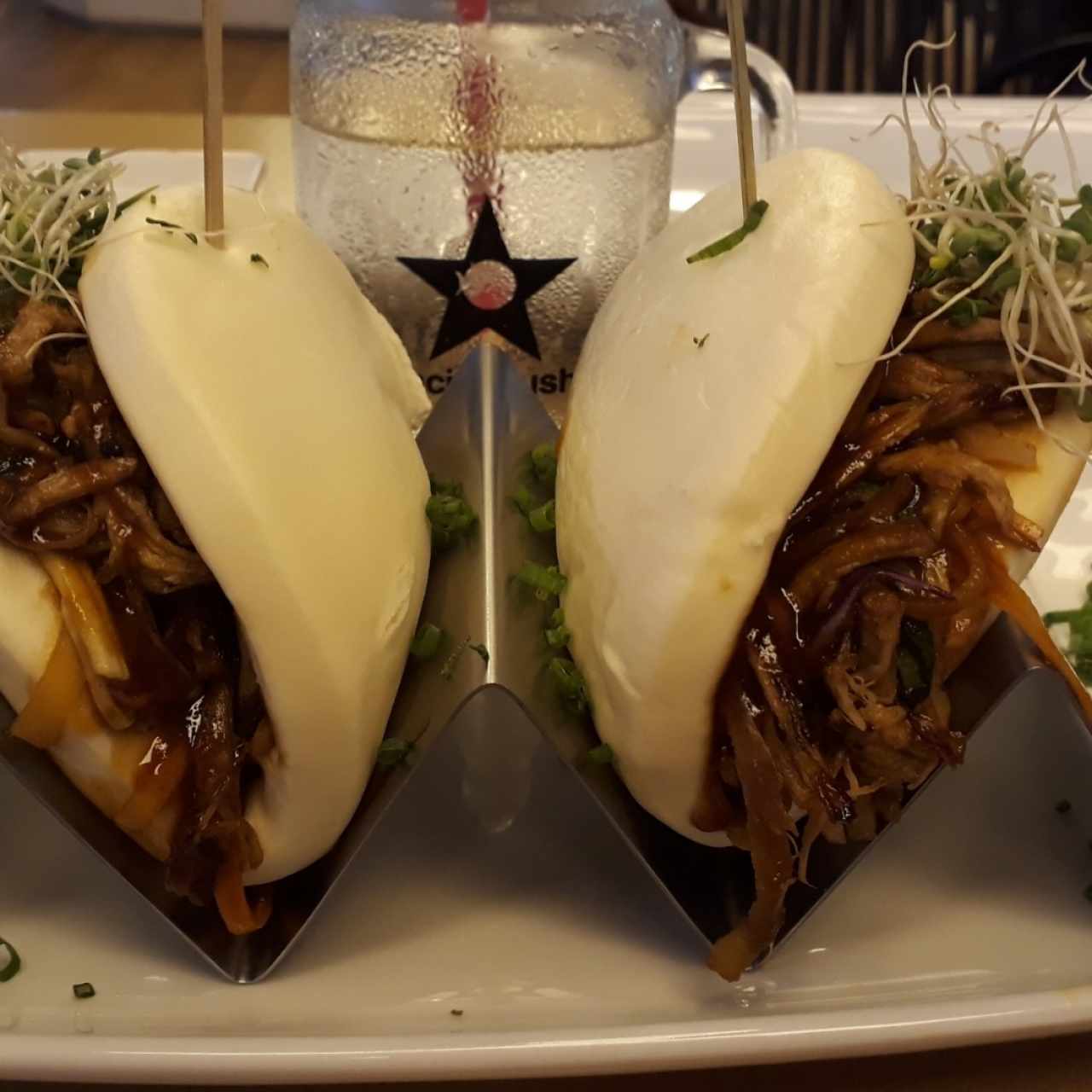 bao de cerdo