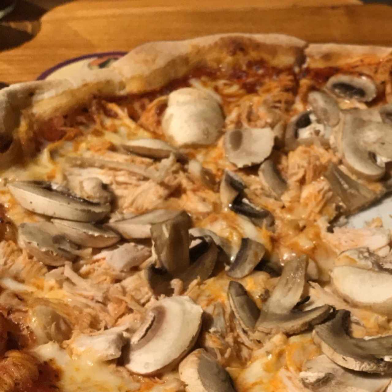 pizza pollo con hongos