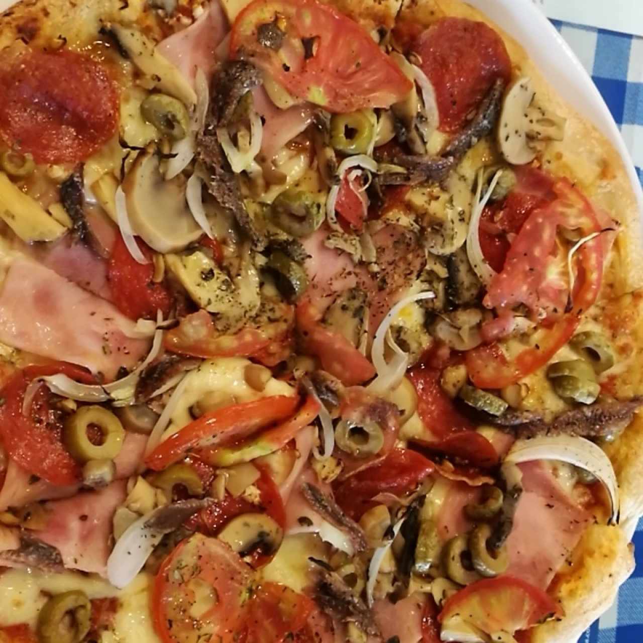 pizza ateniense