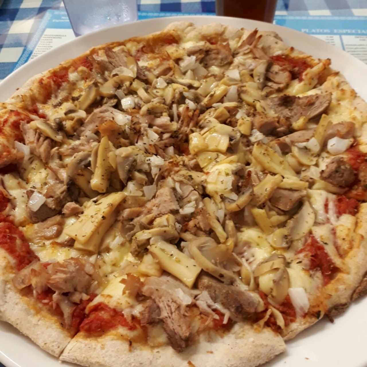 Pizza Athens (Pernil, cebolla y hongos)