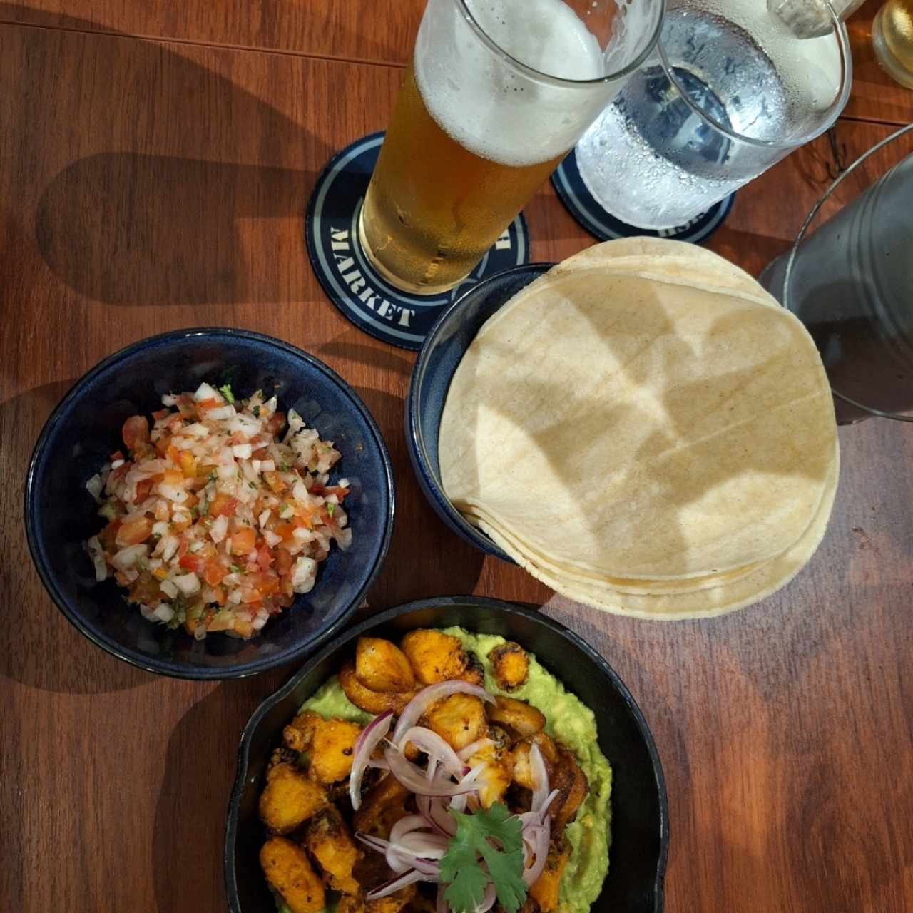 Tacos de Mar y Tierra