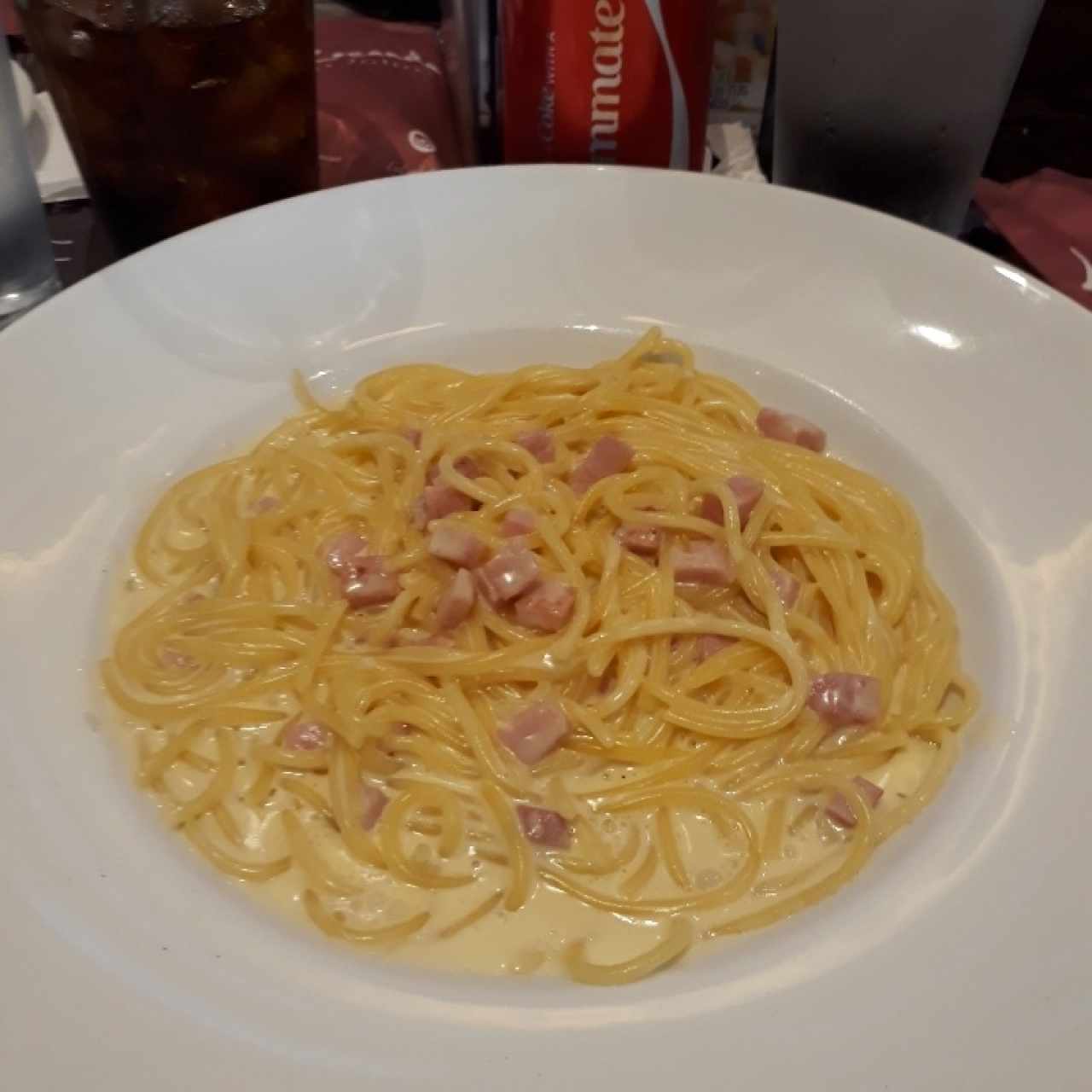 Spaguettis en salsa Alfredo