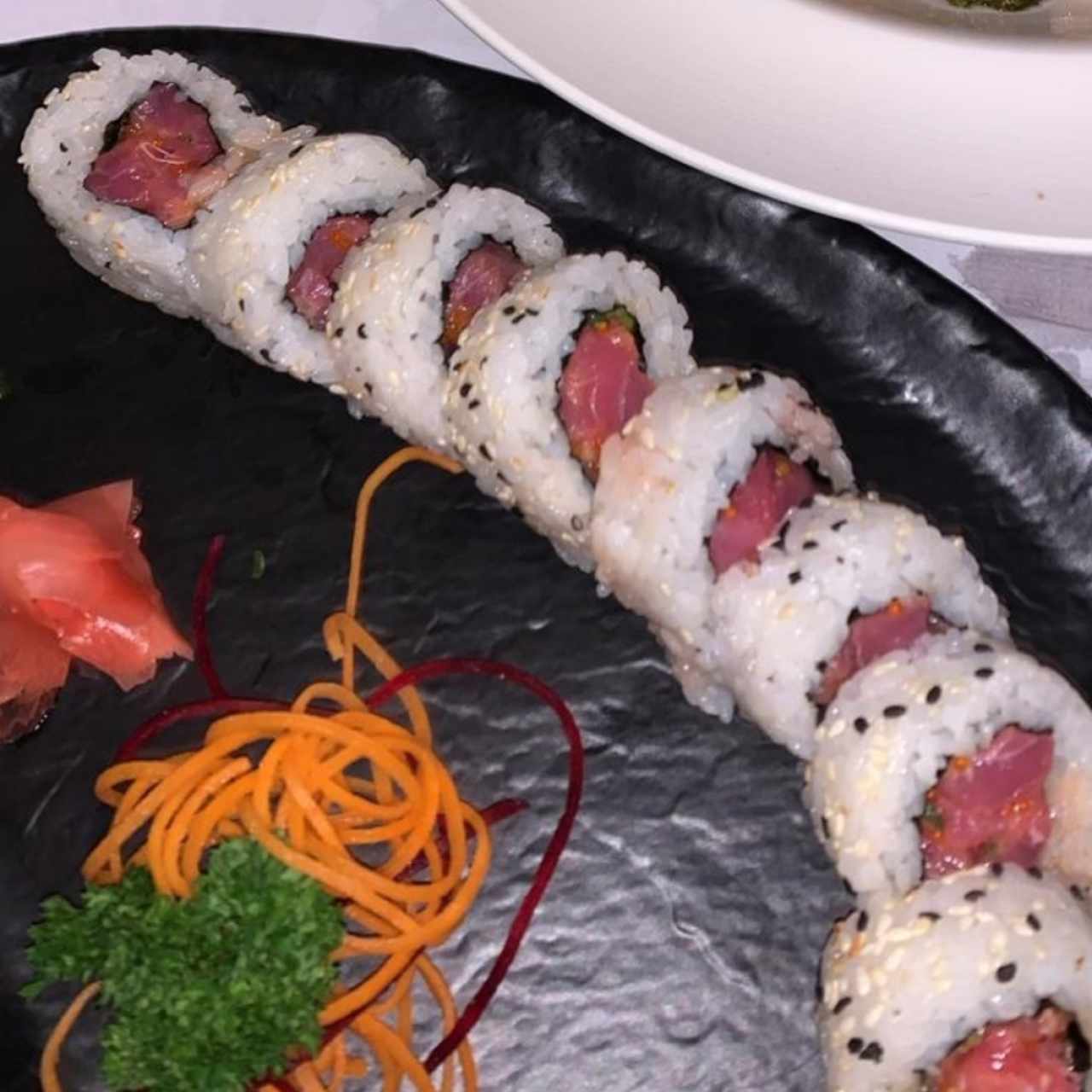 Rolls / Maki - Spicy Tuna