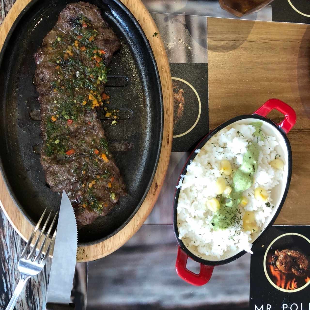 entraña y arroz peruano