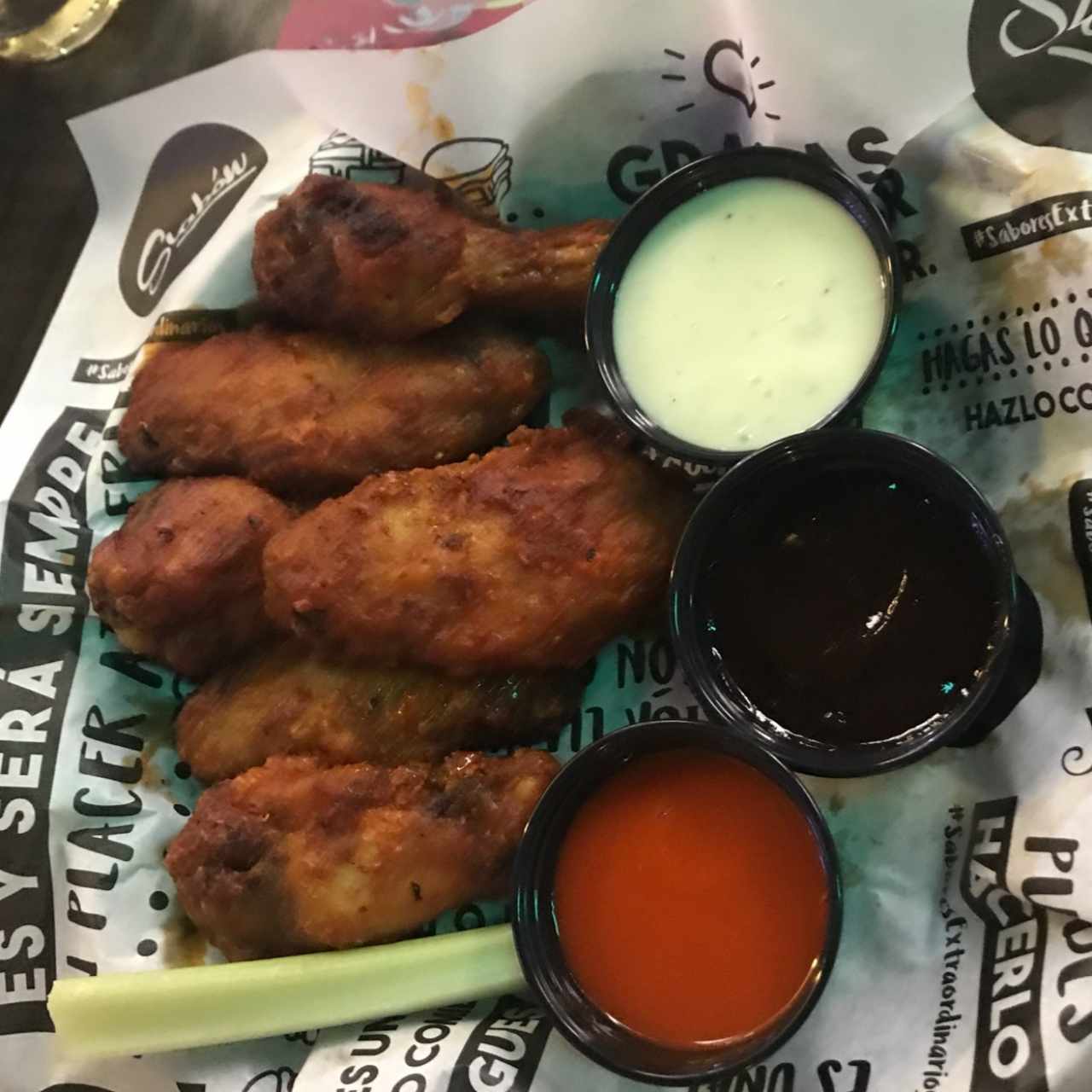 wings en salsa buffalo