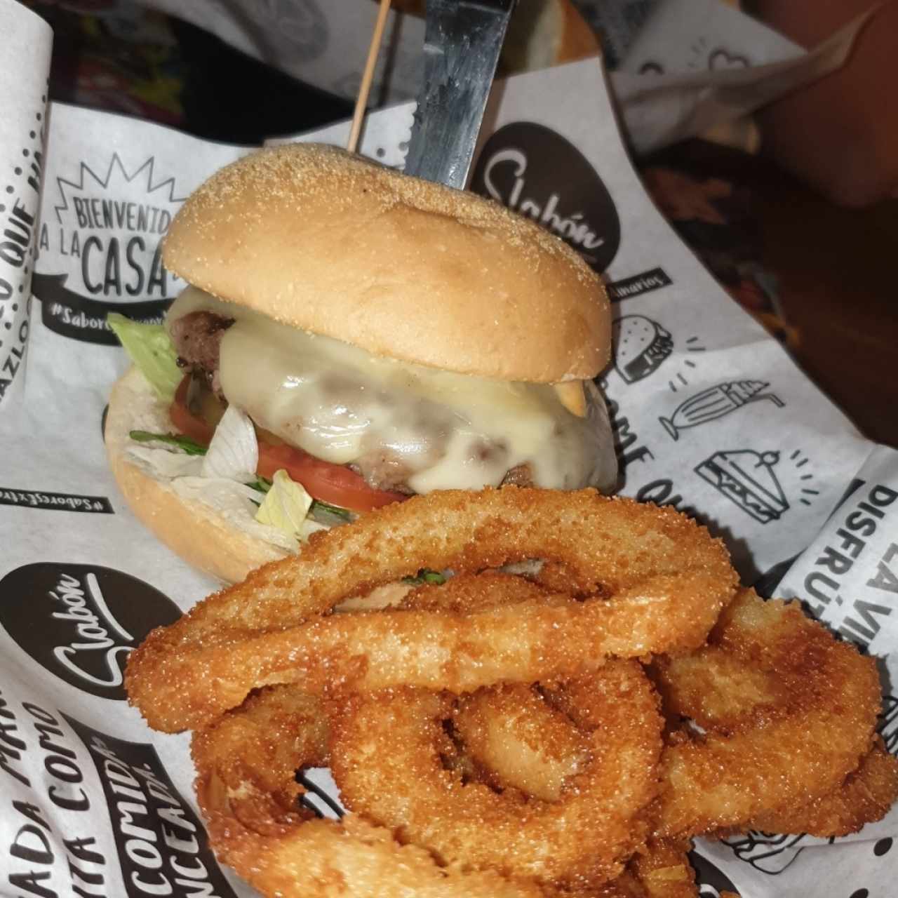 Retro Burger clásica 