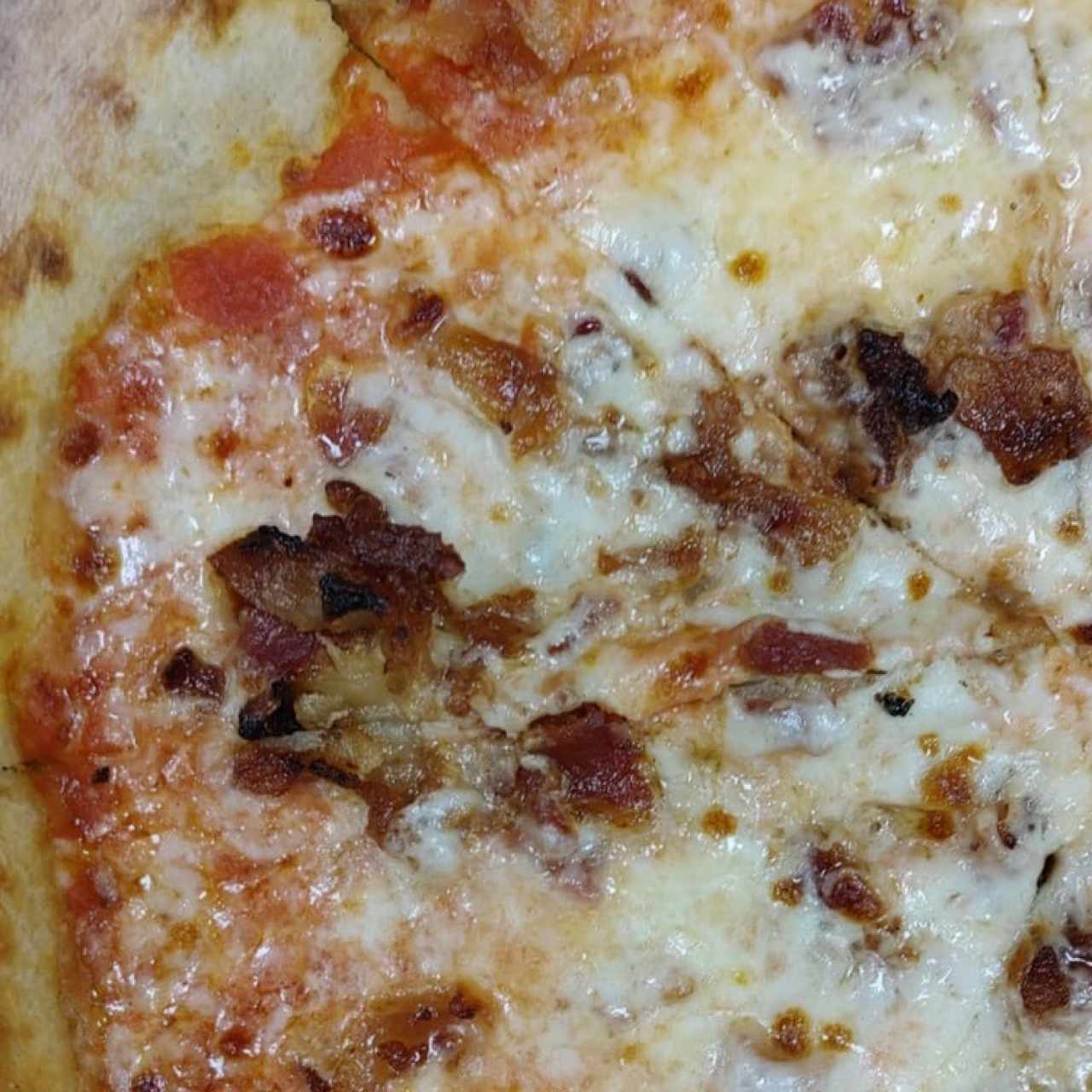 pizza con bacon