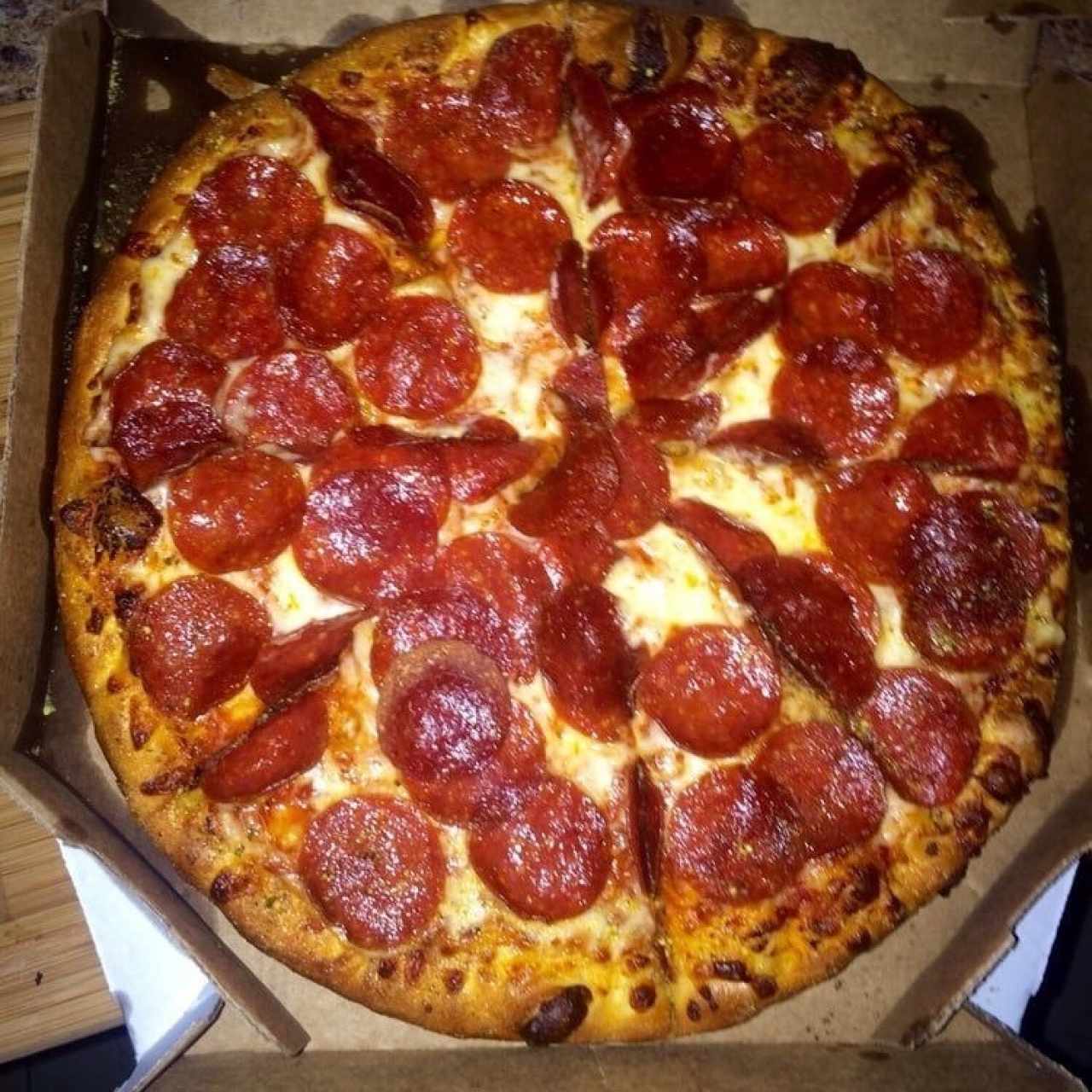 Pizzas Tardicionales - Pepperoni Especial