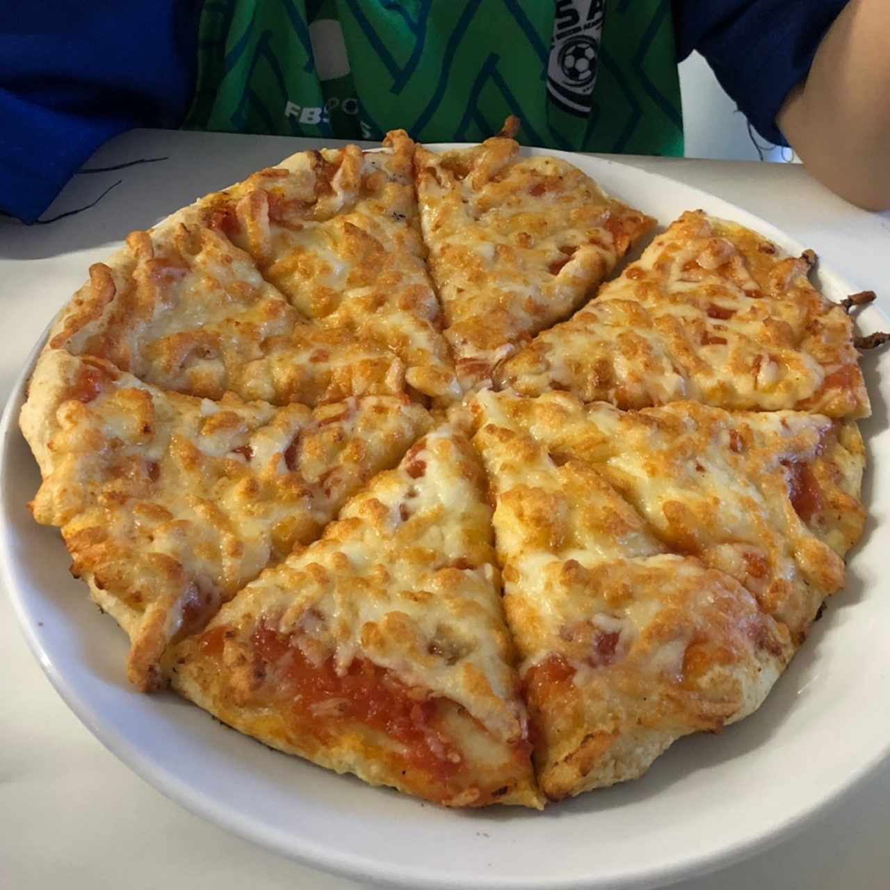 Baby pizza de queso(la hacen ellos mismos)