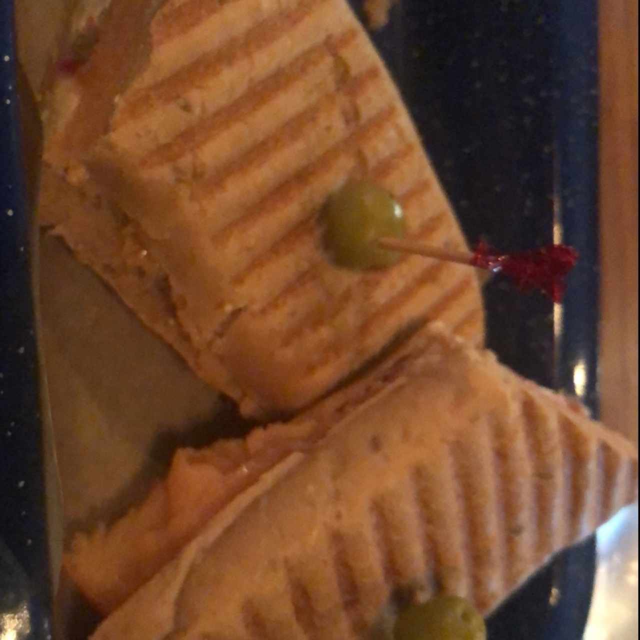 Sandwish de salmon y queso crema 