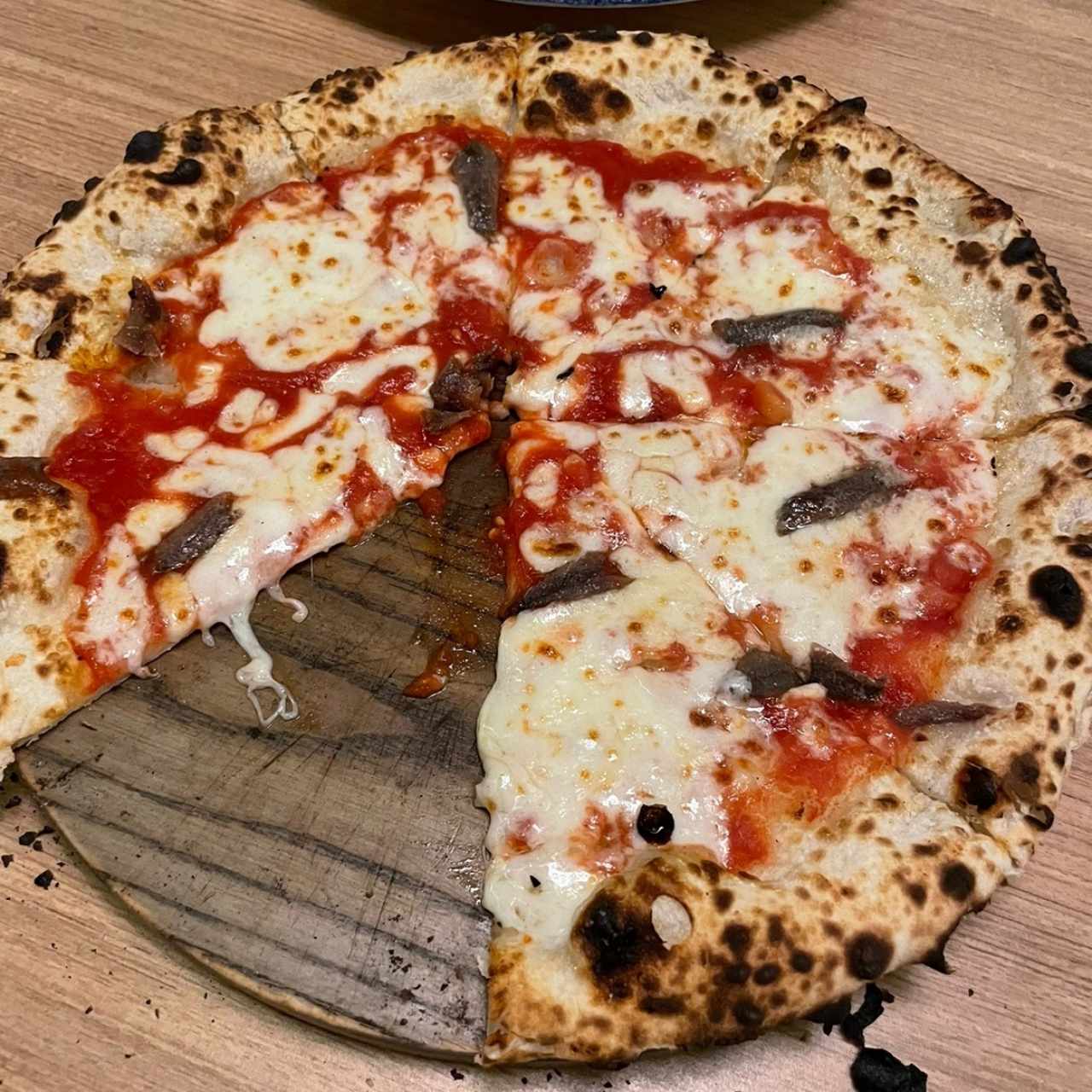 pizza margarita mas anchoas