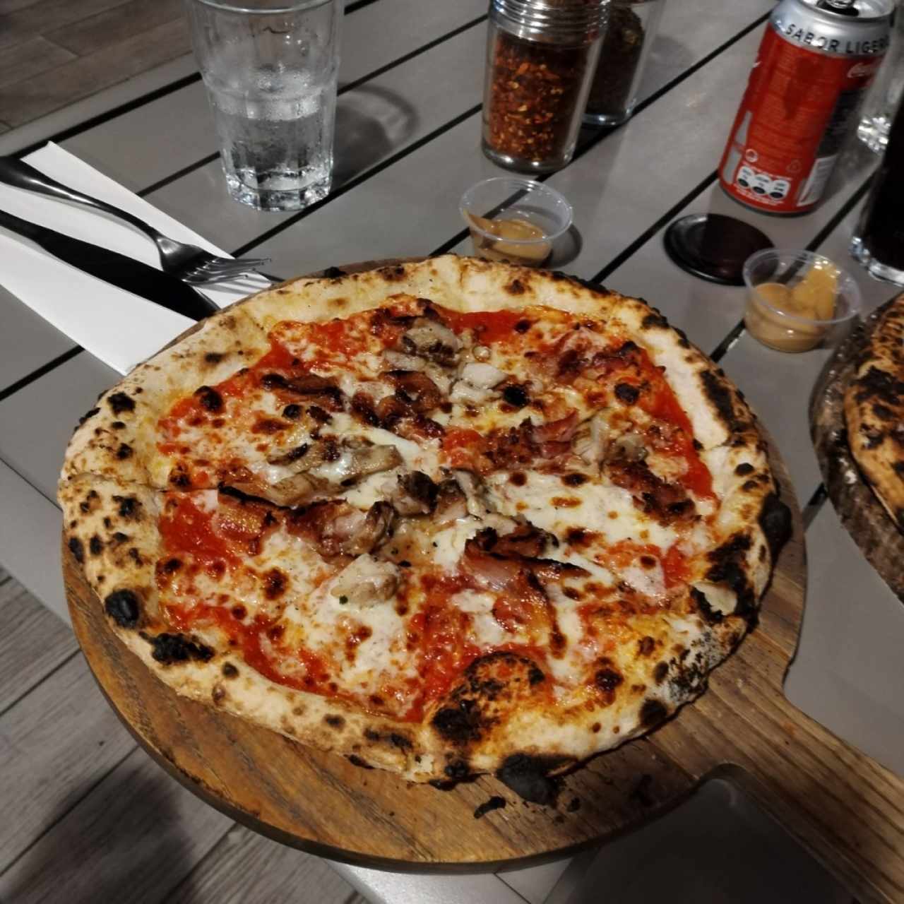Piezas Tradicionales - Pizza con Pollo