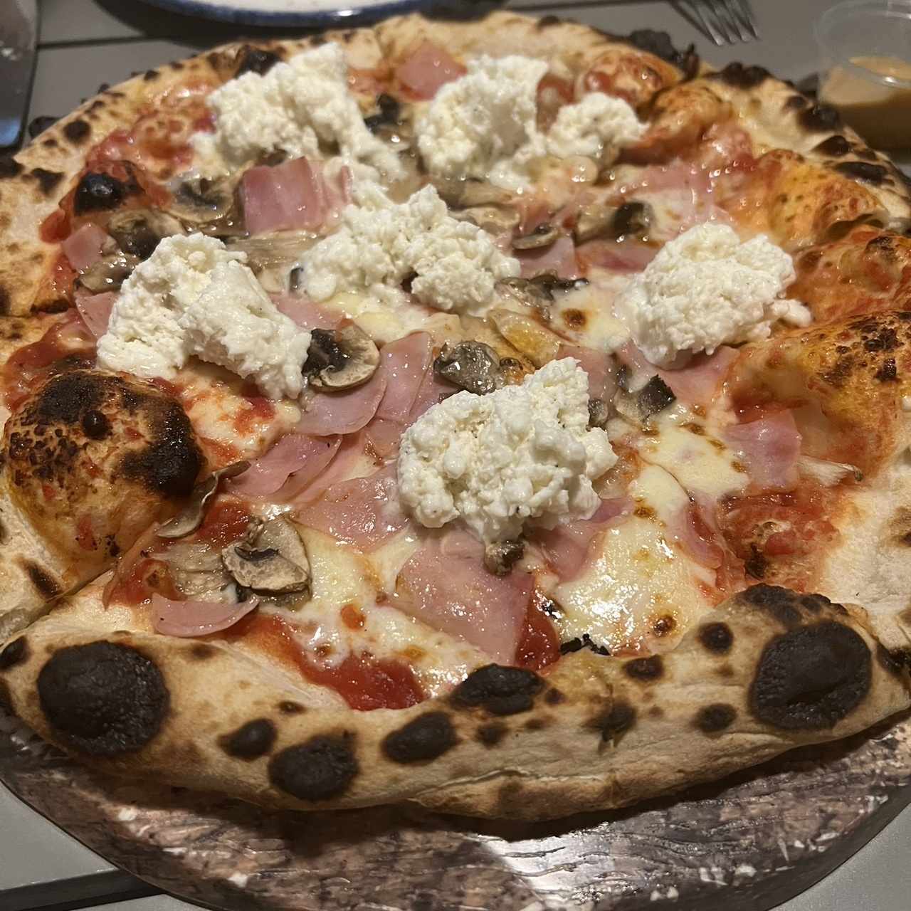 Piezas Extraordinarias - Pizza Miami Vice