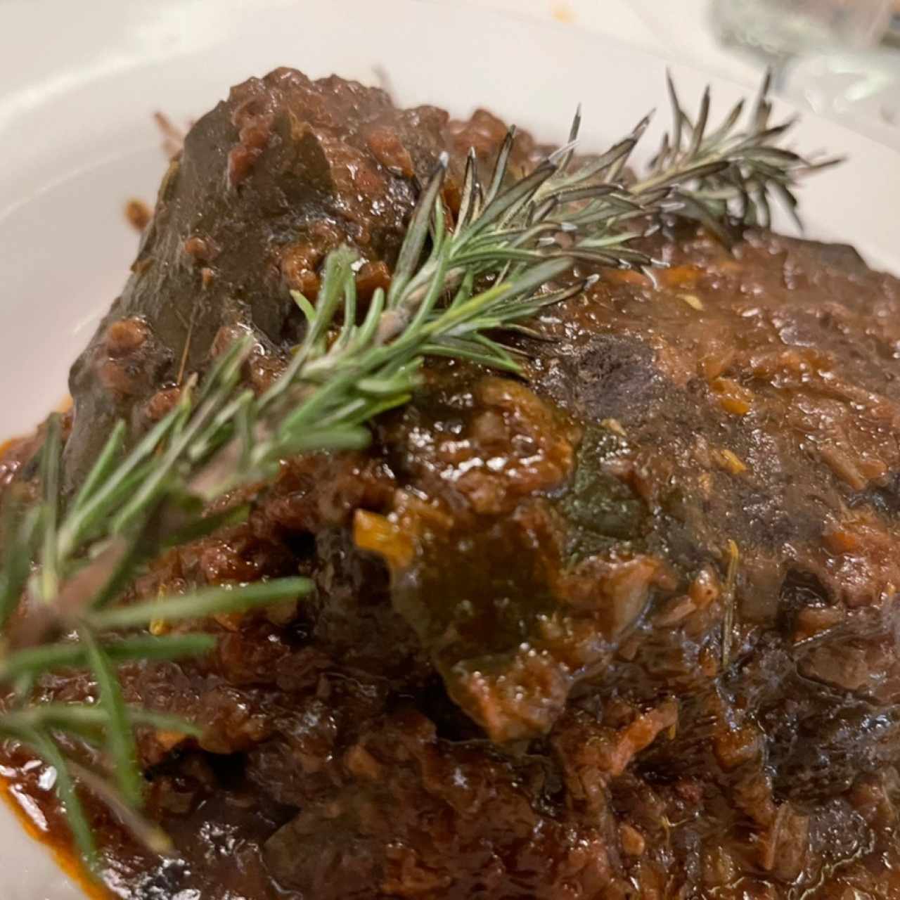 Secondi Piatti - Ossobuco