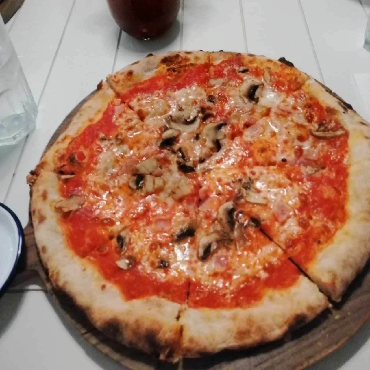 pizza pomodoro hongui