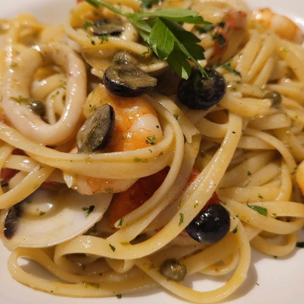 Linguini Frutto Di Mare al oleo