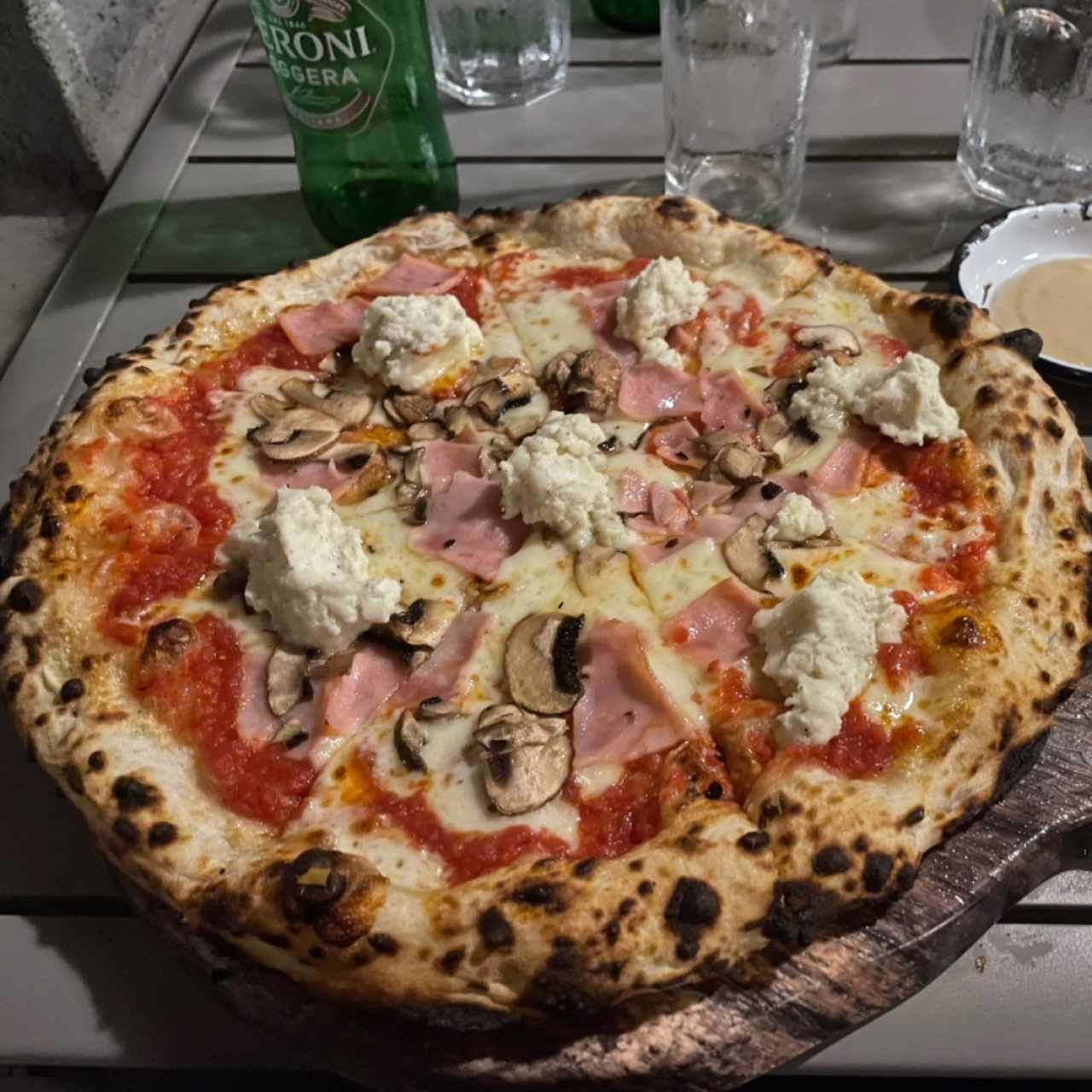 Piezas Extraordinarias - Pizza Miami Vice