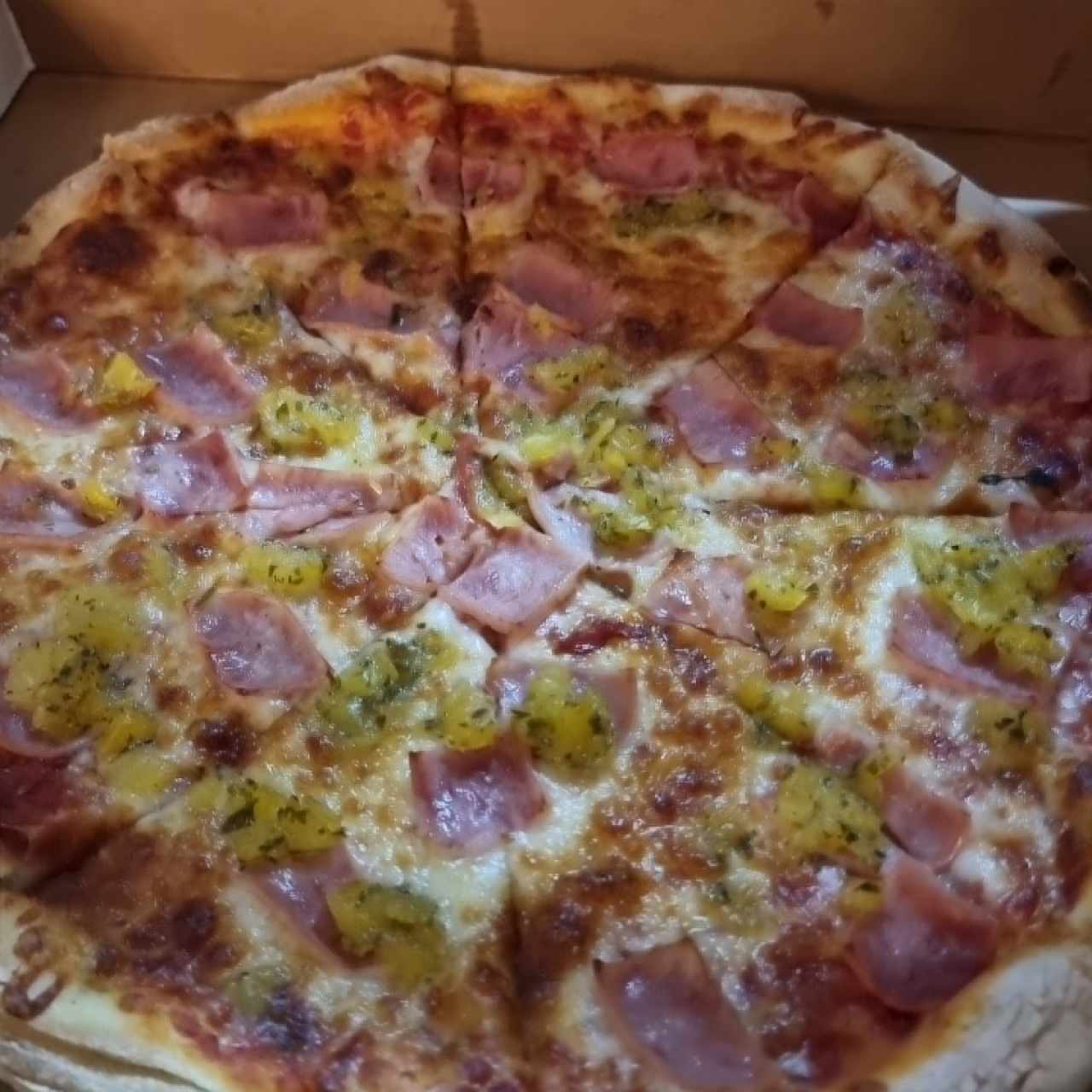 Pizzas - Hawaiana Aglio Rosso