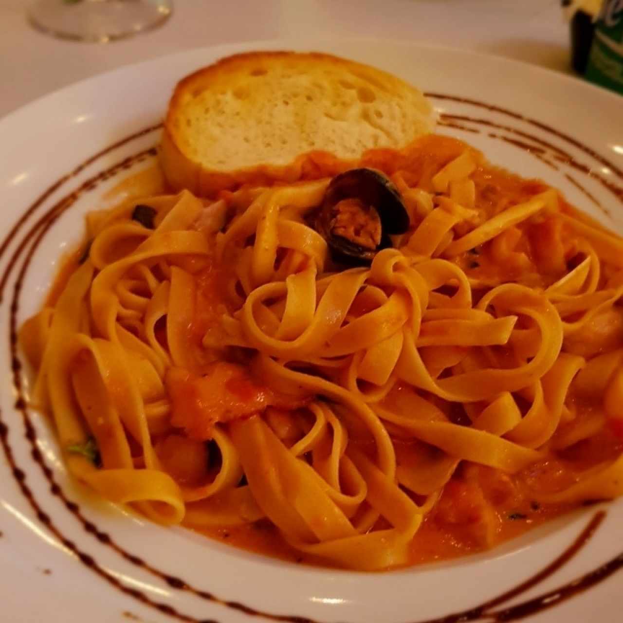 Pasta AglioRosso