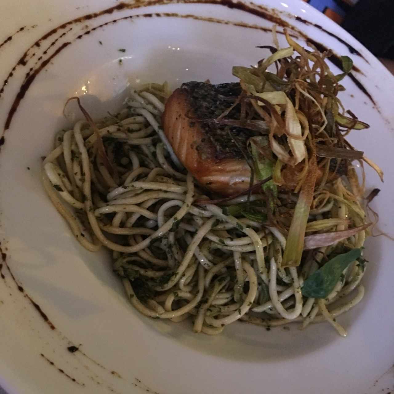 pesto albahaca con salmon