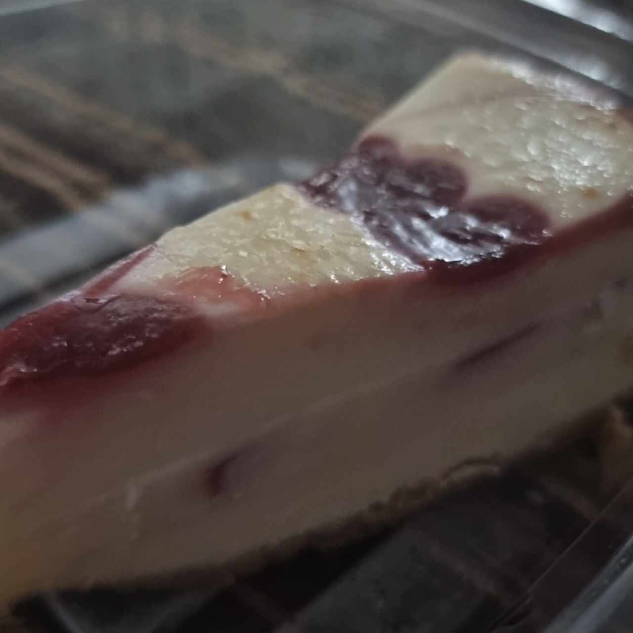 Raspberry White Chocolate Cheesecake