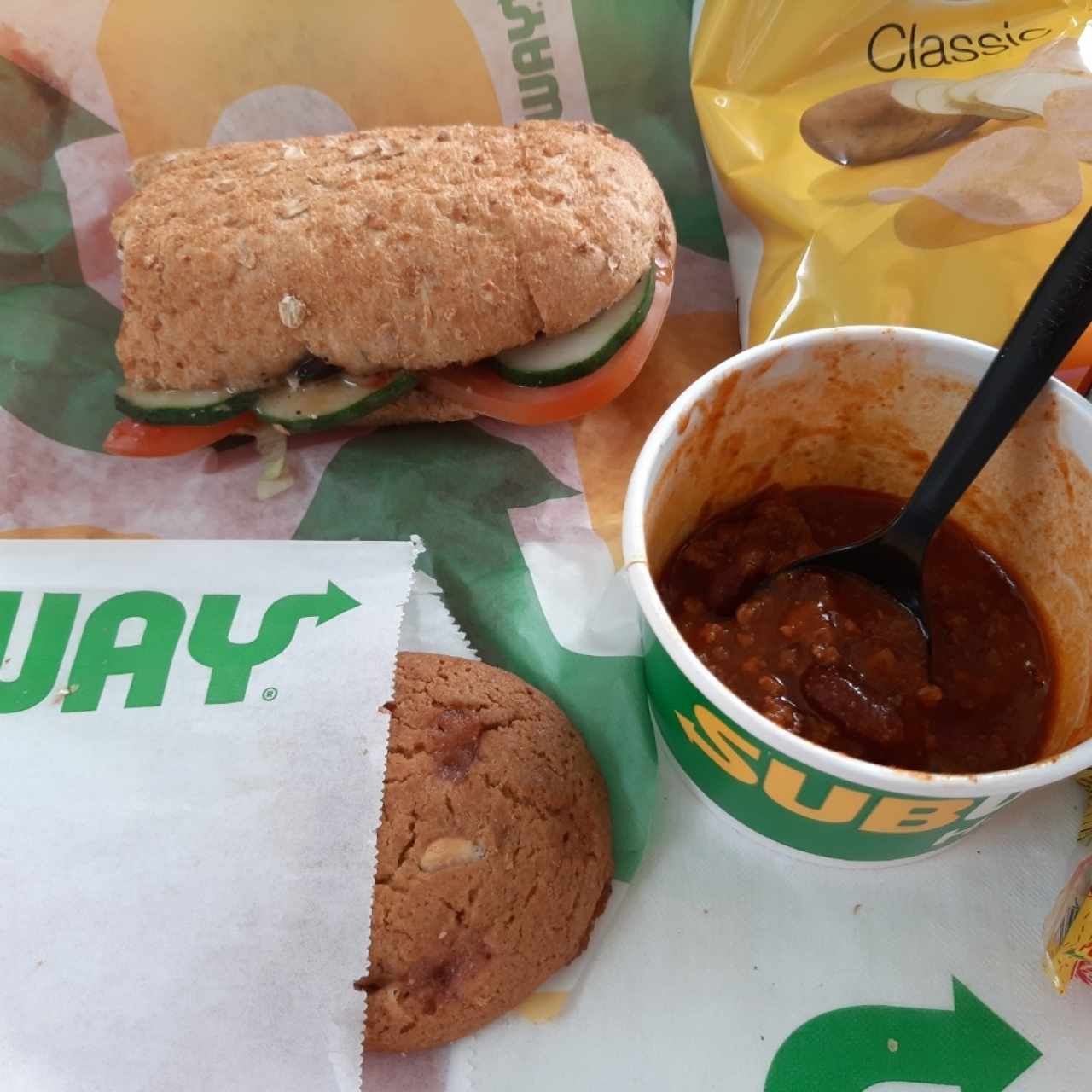 Combo baratisimo pan avena dulce con chilli con carne y galleta de frambuesa