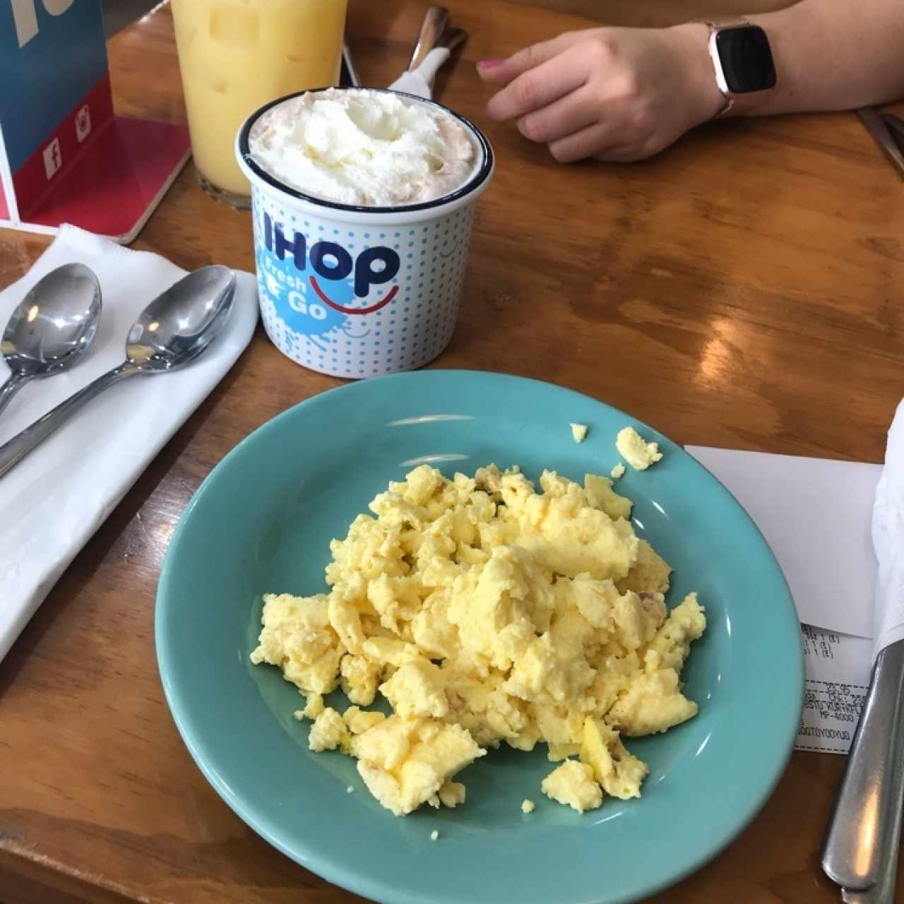 scrambled eggs and hot chocolate